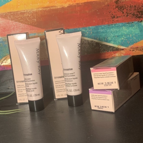 Beige 5 AntiAging Matte/Luminous liquid foundation